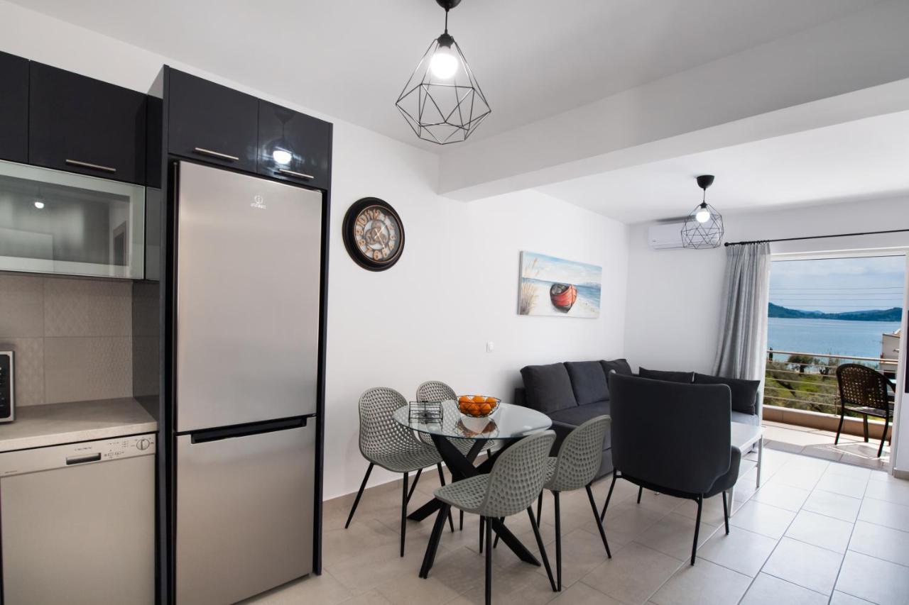 Mpm Apartment Perigiali Nydri  Buitenkant foto